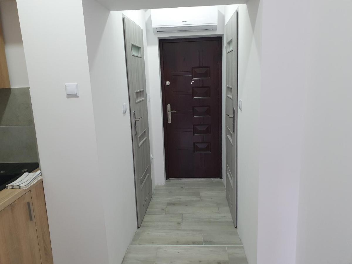 Rokicinska54 Com Apartamento Łódź Exterior foto